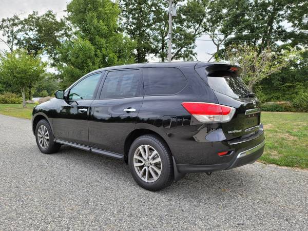 2014 Nissan Pathfinder S 4WD - cars & trucks - by dealer - vehicle... for sale in Exeter, RI – photo 3