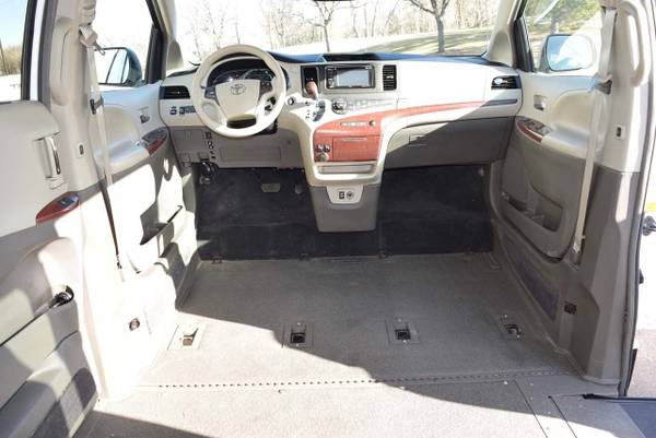 2014 Toyota Sienna XLE WHITE - - by dealer for sale in Denver, NE – photo 20