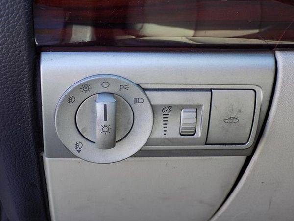 2008 Lincoln MKZ Base AWD 4dr Sedan for sale in Chelsea, MI – photo 20
