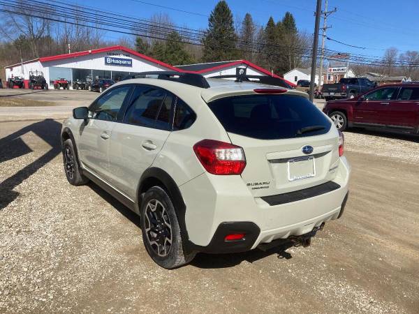2016 Subaru Crosstrek 2 0i Premium AWD 4dr Crossover 5M - GET for sale in Other, OH – photo 4
