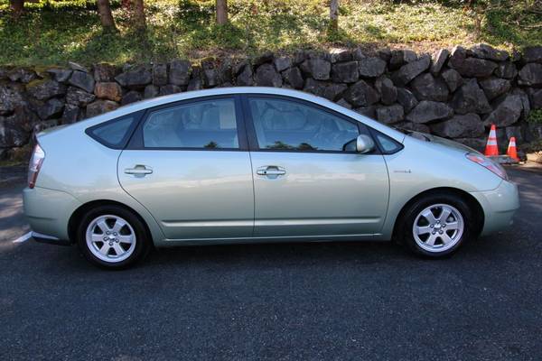 2008 Toyota Prius - - by dealer - vehicle for sale in Bellevue, WA – photo 8