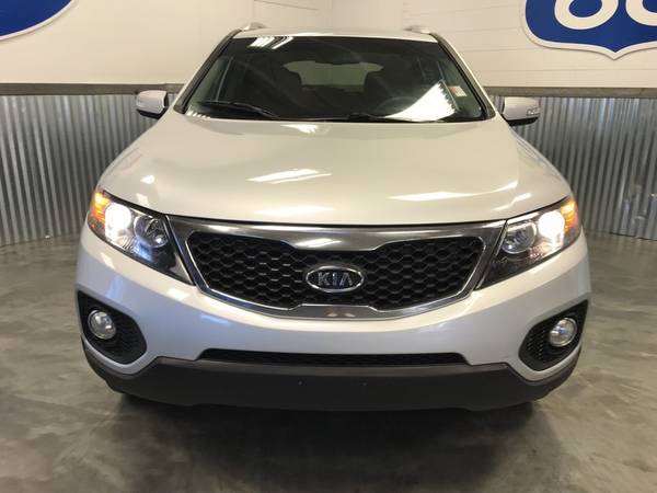 2013 KIA SORENTO LX!! BLACKED OUT WHEELS! UVO! BLUETOOTH! BACKUP CAM!! for sale in Norman, OK – photo 2
