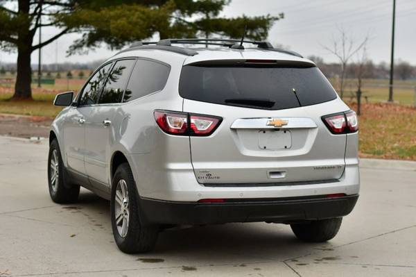 2016 Chevrolet Traverse LT AWD 4dr SUV w/2LT 27,961 Miles - cars &... for sale in Omaha, NE – photo 5