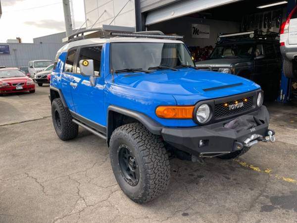 2007 Toyota FJ Cruiser 4WD 4dr Auto - - by dealer for sale in Portland, OR – photo 8
