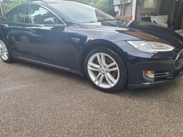2015 Tesla Model S 85D - cars & trucks - by owner - vehicle... for sale in Fort Myers, FL – photo 4
