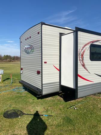 2019 travel trailer - cars & trucks - by owner - vehicle automotive... for sale in CHURUBUSCO, IN, IN – photo 4