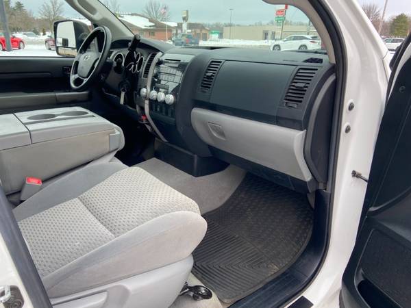 2010 Toyota Tundra 5 7L V8 4x4 - - by dealer - vehicle for sale in Shawano, WI – photo 17