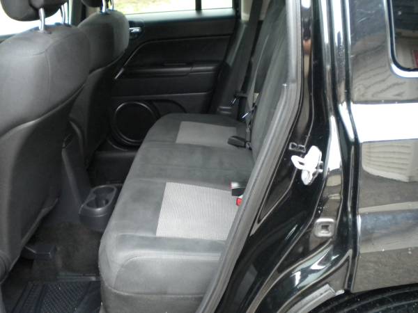13 Jeep Patriot Latitude edition 4X4 SUV Sunroof 1 Year Warranty for sale in Hampstead, NH – photo 20