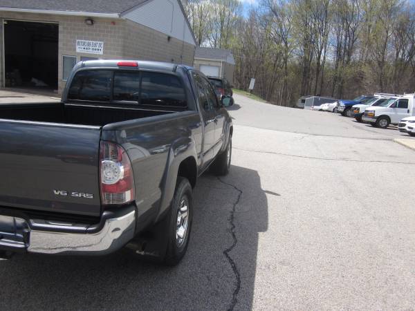 2013 Toyota Tacoma Access Cab SR5 4x4 V6 Auto 202K ONE OWNER 14950 for sale in East Derry, RI – photo 9