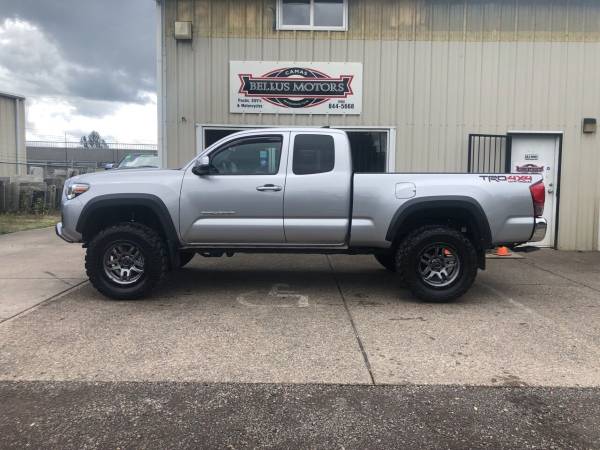 2017 Toyota Tacoma 4WD TRD Off Road 4x4 4dr Access Cab 6.1 ft LB... for sale in Camas, WA – photo 3