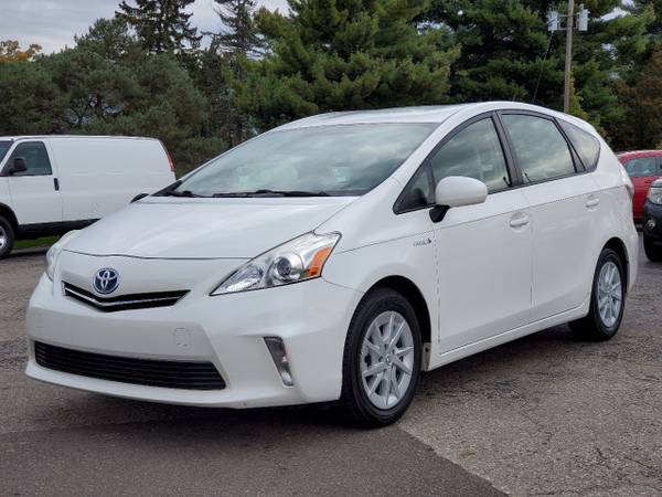 2014 Toyota Prius V, One Owner, Spacious, Great MPG, No Accidents for sale in Lapeer, MI – photo 5