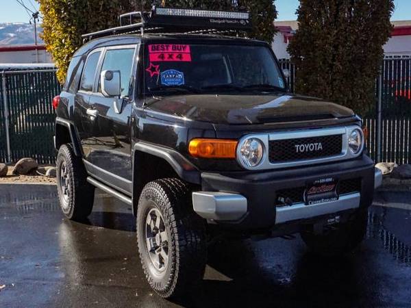 2007 Toyota FJ Cruiser 4WD 4dr Manual (Natl) - cars & trucks - by... for sale in Reno, NV – photo 2