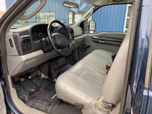 2006 Ford F-450 Super Duty Cab and Chassis/ONLY 63k Miles! for sale in Grand Forks, ND – photo 9