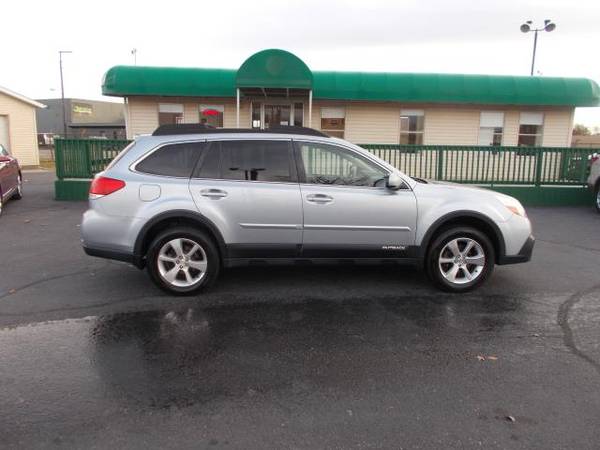 2013 Subaru Outback 2.5i Limited - cars & trucks - by dealer -... for sale in Elkhart, IN – photo 6