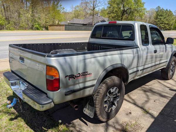 2000 Toyota Tacoma SR5 V6 TRD Off Road Access Cab Longbed manual for sale in Fayetteville, AR – photo 11