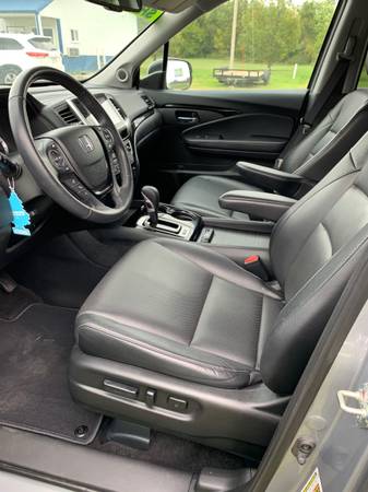 2019 Honda Ridgeline 4door 4x4 - - by dealer - vehicle for sale in ottumwa, IA – photo 7