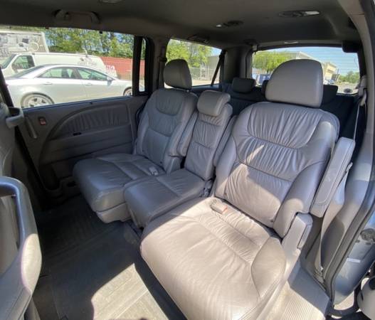 2008 Honda Odyssey Touring - - by dealer - vehicle for sale in Richmond , VA – photo 21