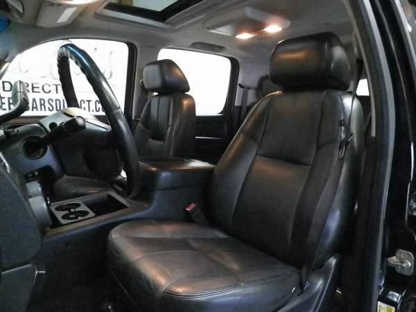 2013 Chevrolet Suburban LT 4X4 - cars & trucks - by dealer - vehicle... for sale in Norman, OK – photo 13