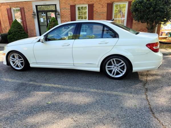 2012 C300 4Mattic 97k miles - - by dealer - vehicle for sale in Woodbridge, District Of Columbia – photo 4