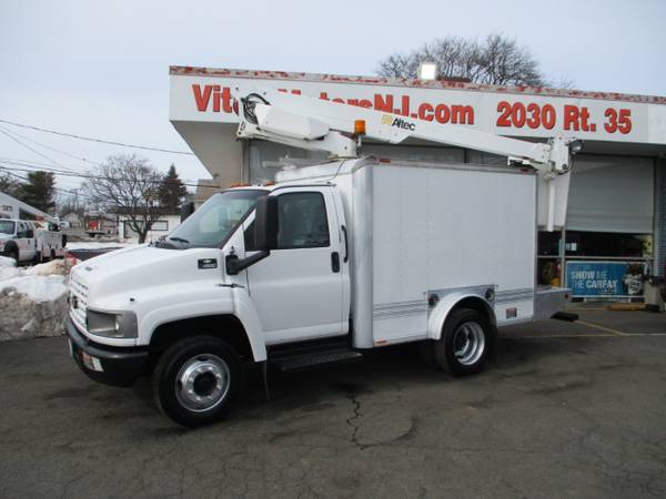 2007 Chevrolet CC4500 4500 BUCKET BOX TRUCK, 8 1L GAS, 77K - cars & for sale in south amboy, MA – photo 2