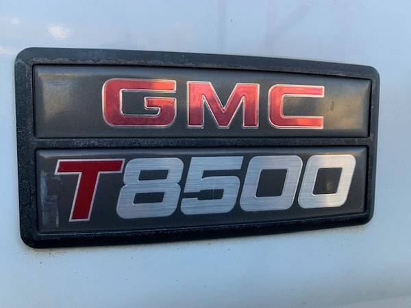 2007 GMC T-8500 EXTENDED CAB OVER 24 FOOT BOX TRUCKREA - cars & for sale in Massapequa, MI – photo 16