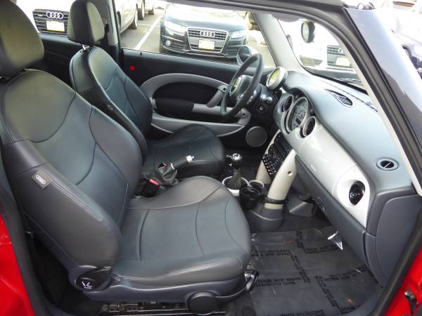 2004 MINI Cooper Base 2dr Hatchback ( 3 MONTH WARRANTY) for sale in CHANTILLY, District Of Columbia – photo 13