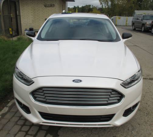 LIKE NEW!*2013 FORD FUSION "TITANIUM"*LEATHER*MOONROOF*RUST FREE*CLEAN for sale in Waterford, MI – photo 4