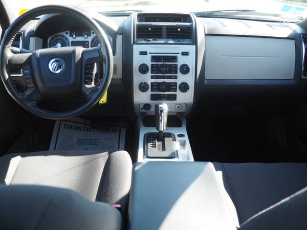 2009 Mercury Mariner 4X4 V-6 Auto Air Full Power Moonroof Only 125K for sale in Warwick, RI – photo 11