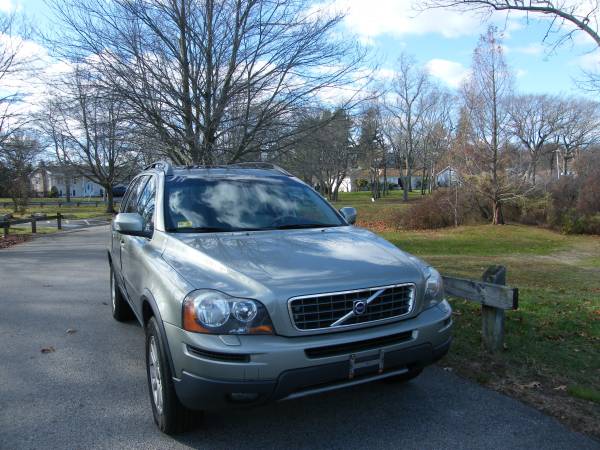 2008 Volvo XC90 All Wheel Drive Third Row Seating Must See Gorgeous... for sale in East Providence, NY – photo 6