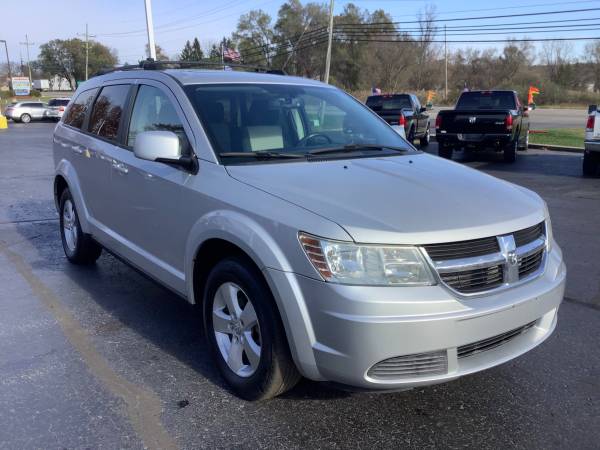 No Accidents! 2009 Dodge Journey SXT! Affordable - cars & trucks -... for sale in Ortonville, OH – photo 7