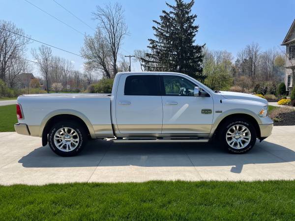 2016 RAM 1500 Longhorn Crew Cab 6-1/3 bed for sale in Clarence, NY – photo 5