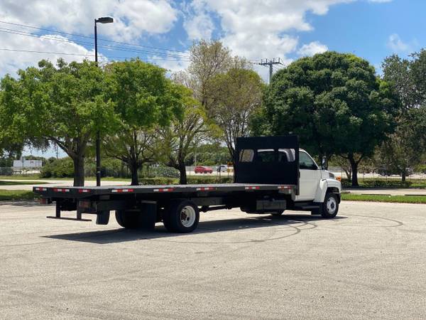 2005 GMC C5500 24 Foot Flatbed 8 1L Gas - - by for sale in West Palm Beach, FL – photo 13