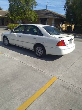 2000 TOYOTA AVALON XL DRIVES GREAT!! COLD AC!! - cars & trucks - by... for sale in Sarasota, FL – photo 4