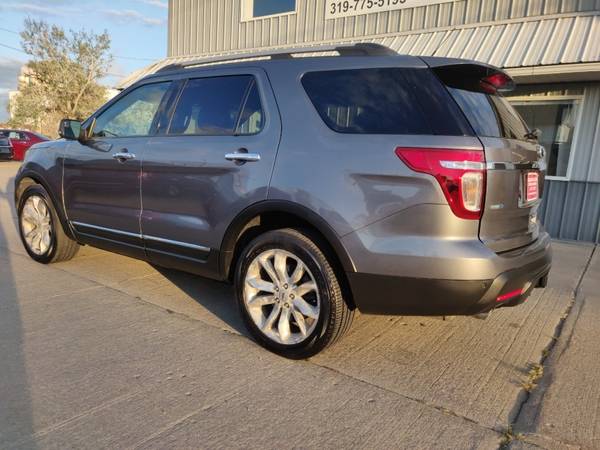 2 OWNER! FULLY LOADED! 3RD ROW! 2014 FORD EXPLORER XLT 4WD - cars &... for sale in Cedar Rapids, IA – photo 12