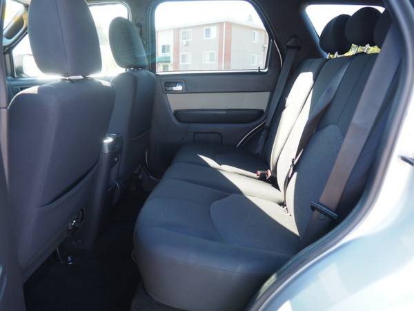 2009 Mercury Mariner 4X4 V-6 Auto Air Full Power Moonroof Only 125K for sale in Warwick, RI – photo 10