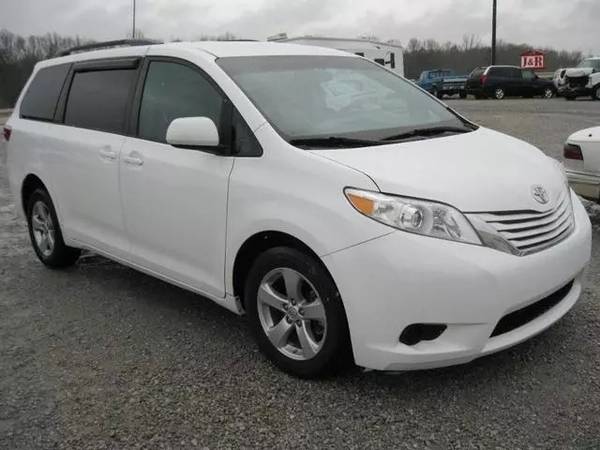 2017 Toyota Sienna LE - cars & trucks - by owner - vehicle... for sale in Floral Park, NY – photo 6