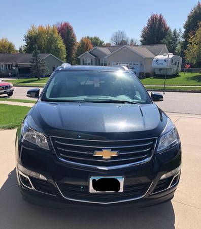 2015 Chevy Traverse 2LT - cars & trucks - by owner - vehicle... for sale in Riverside, IA – photo 2