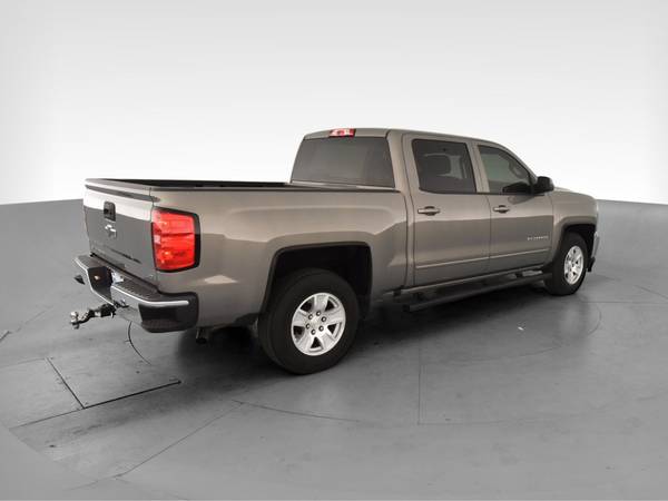 2017 Chevy Chevrolet Silverado 1500 Crew Cab LT Pickup 4D 5 3/4 ft -... for sale in Indianapolis, IN – photo 11