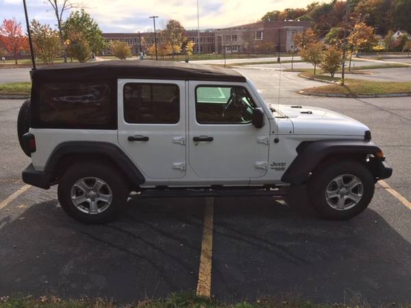 2018 Jeep Wrangler Unlimited JL: Sport S Manual for sale in Charlestown, MA – photo 4