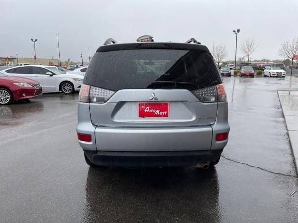2013 Mitsubishi Outlander - - by dealer - vehicle for sale in Grand Junction, CO – photo 3