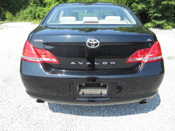 05 Toyota Avalon for sale in Chattanooga, TN – photo 8