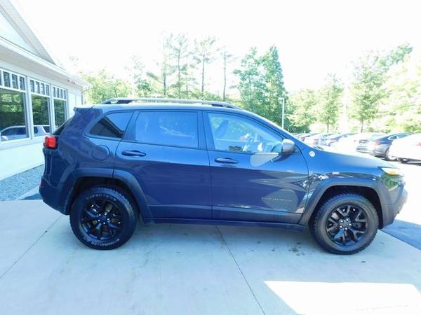 2016 Jeep Cherokee Trailhawk - BAD CREDIT OK! for sale in Salem, NH – photo 7