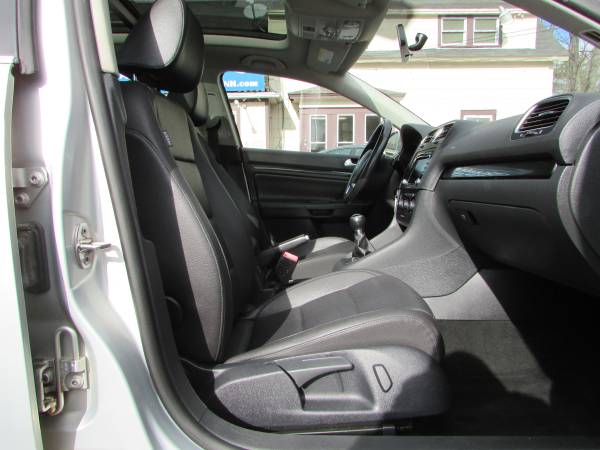 2012 Volkswagen Jetta SportWagen TDI, Manual 6-Speed, VW Warranty! -... for sale in Hooksett, NH – photo 11