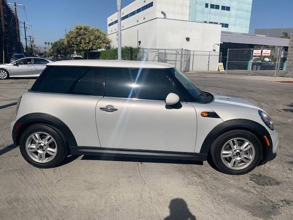 2013 Mini Cooper Hatch 90,200 miles - WE FINANCE ZERO DOWN!!!oac -... for sale in North Hollywood, CA – photo 17
