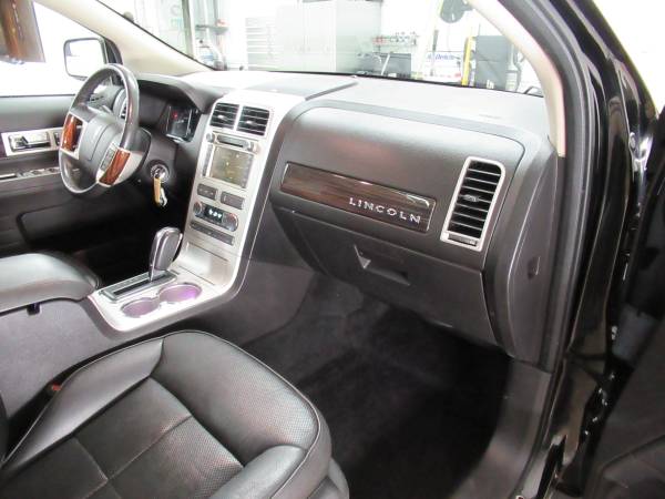 2010 Lincoln MKX AWD - cars & trucks - by dealer - vehicle... for sale in Hudsonville, MI – photo 21