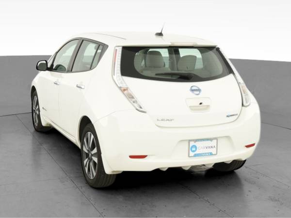 2016 Nissan LEAF SV Hatchback 4D hatchback White - FINANCE ONLINE -... for sale in Boulder, CO – photo 8