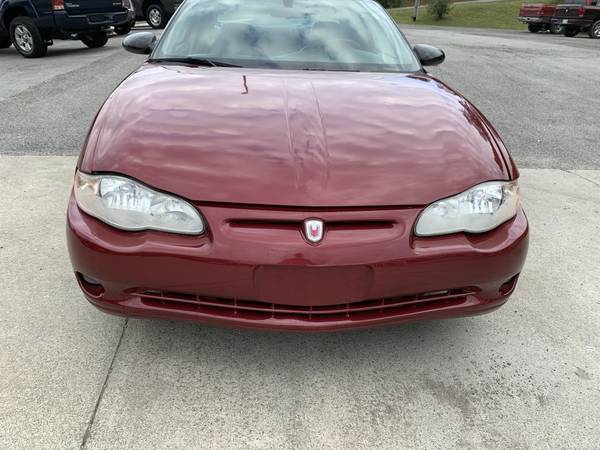 2005 Chevrolet Monte Carlo LT Loaded Leather low miles - cars &... for sale in Cleveland, TN – photo 3