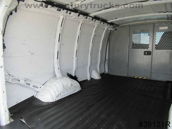 2009 Chevrolet 1500 CARGO Summit White Priced to SELL!!! for sale in Grand Prairie, TX – photo 7