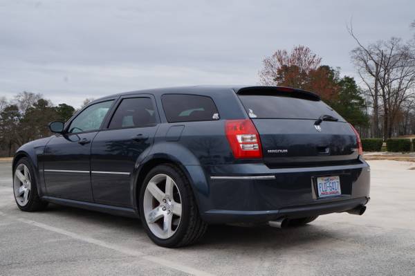 2007 Dodge Magnum SRT-8 - cars & trucks - by owner - vehicle... for sale in Charlotte, NC – photo 6