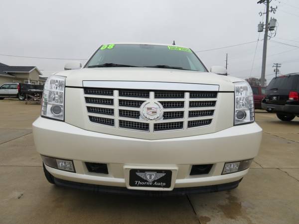 2008 Cadillac Escalade AWD Cleanest One Around - cars & trucks - by... for sale in Waterloo, IA – photo 5
